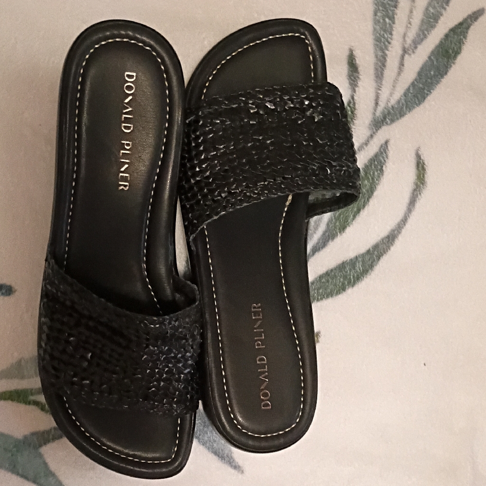 Donald J. Pliner Textured Black Slide Sandals